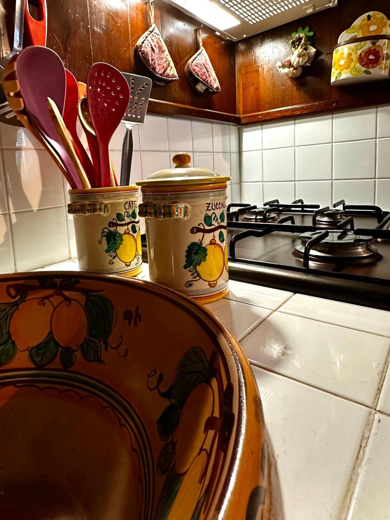 Casa Perciata - Locazione Turistica Apartment Mondello Bagian luar foto