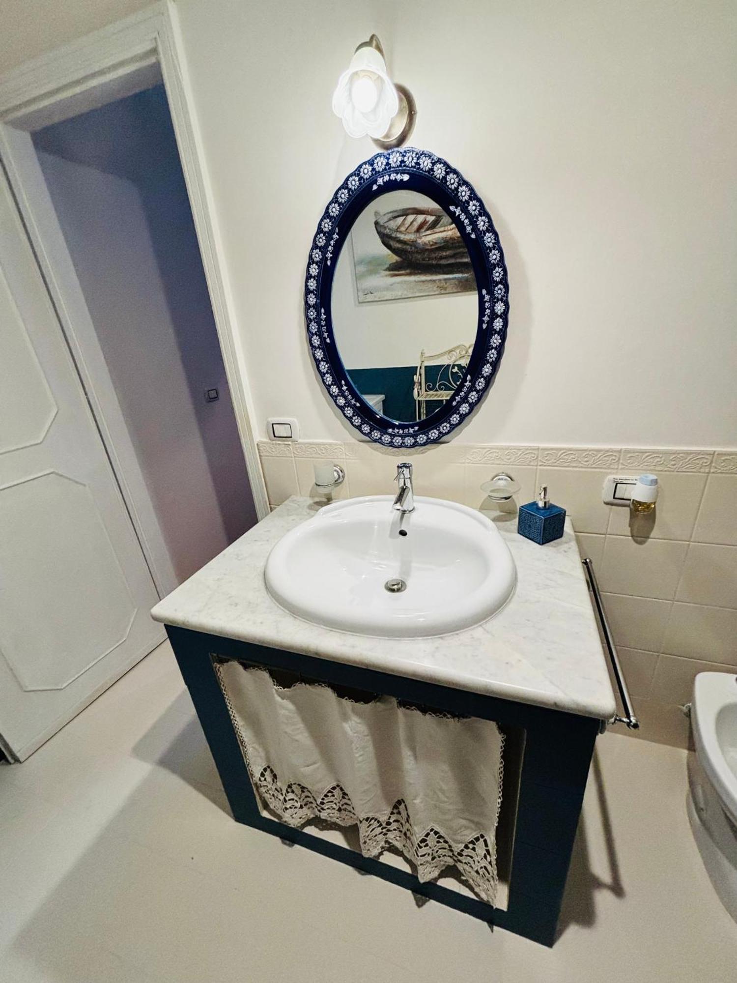 Casa Perciata - Locazione Turistica Apartment Mondello Bagian luar foto